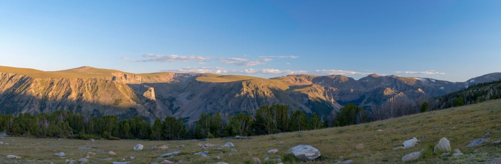 Rock Creek Valley towards Beartooth Pass from above treeline Absaroka-Beartooth Wilderness Custer National Forest Montana USA Canvas Art - Panoramic Images (6 x 18)