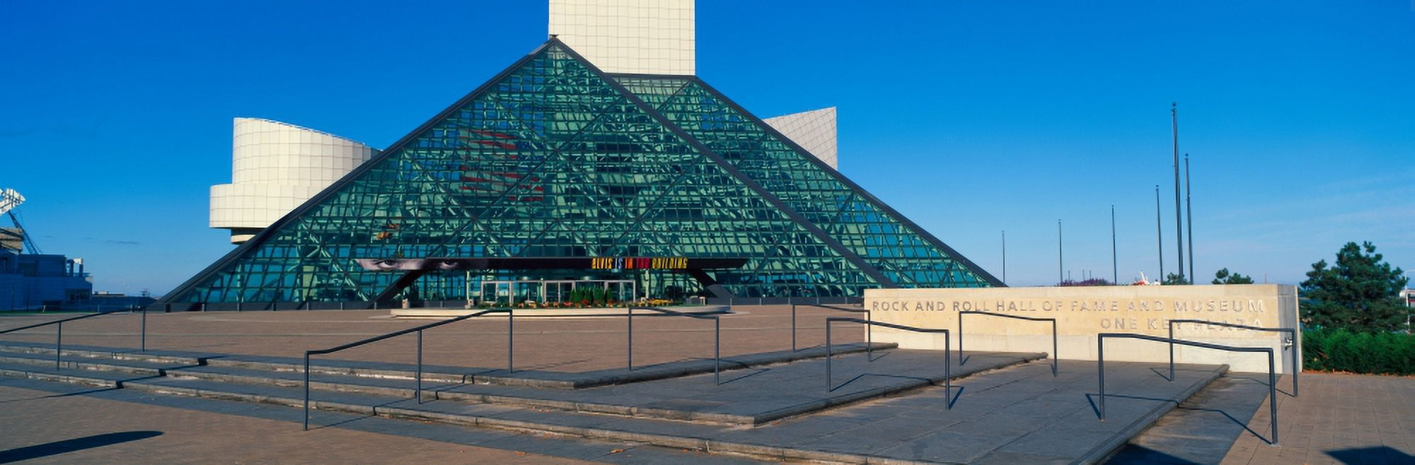 Rock and Roll Hall of Fame Museum Cleveland OH Canvas Art - Panoramic Images (27 x 9)