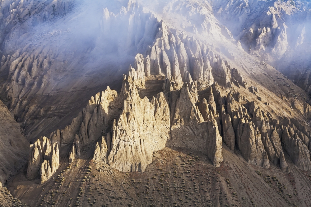 Rock formation in Farwell Canyon west of Williams Lake British Columbia Canada Canvas Art - Carl Bruemmer Design Pics (19 x 12)