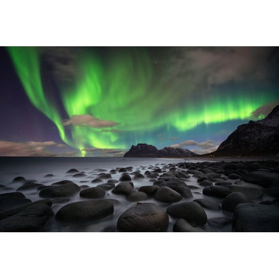 Rocky Coast and Northern Lights (12x18 Wall Art Poster, Room Decor)