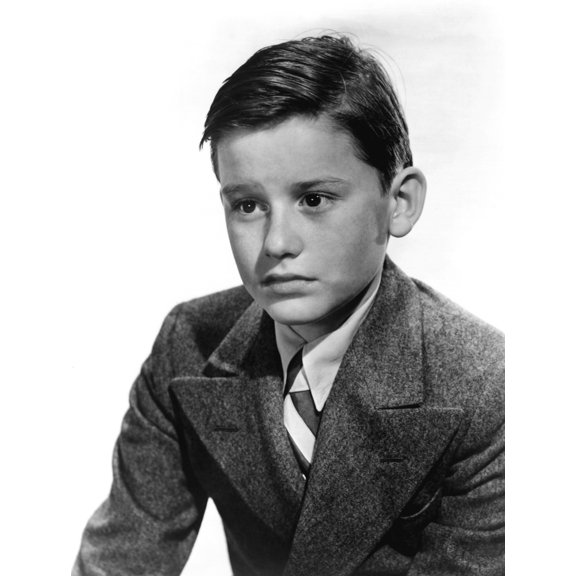Roddy Mcdowall Ca. 1943 Photo Print (16 x 20)
