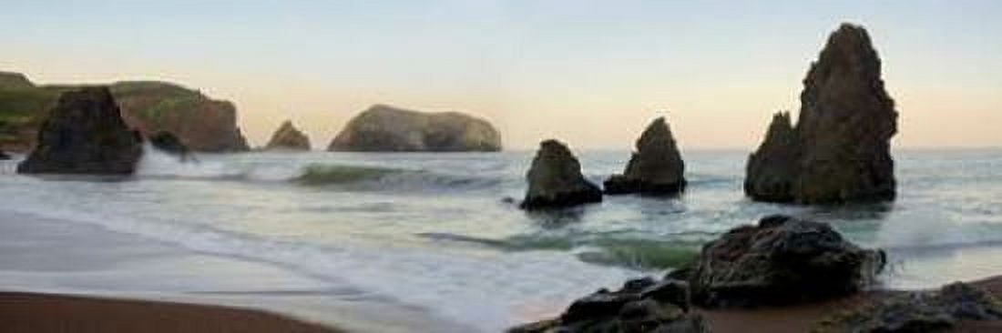 Rodeo Beach pano - 1 Canvas Art - Alan Blaustein (8 x 24)