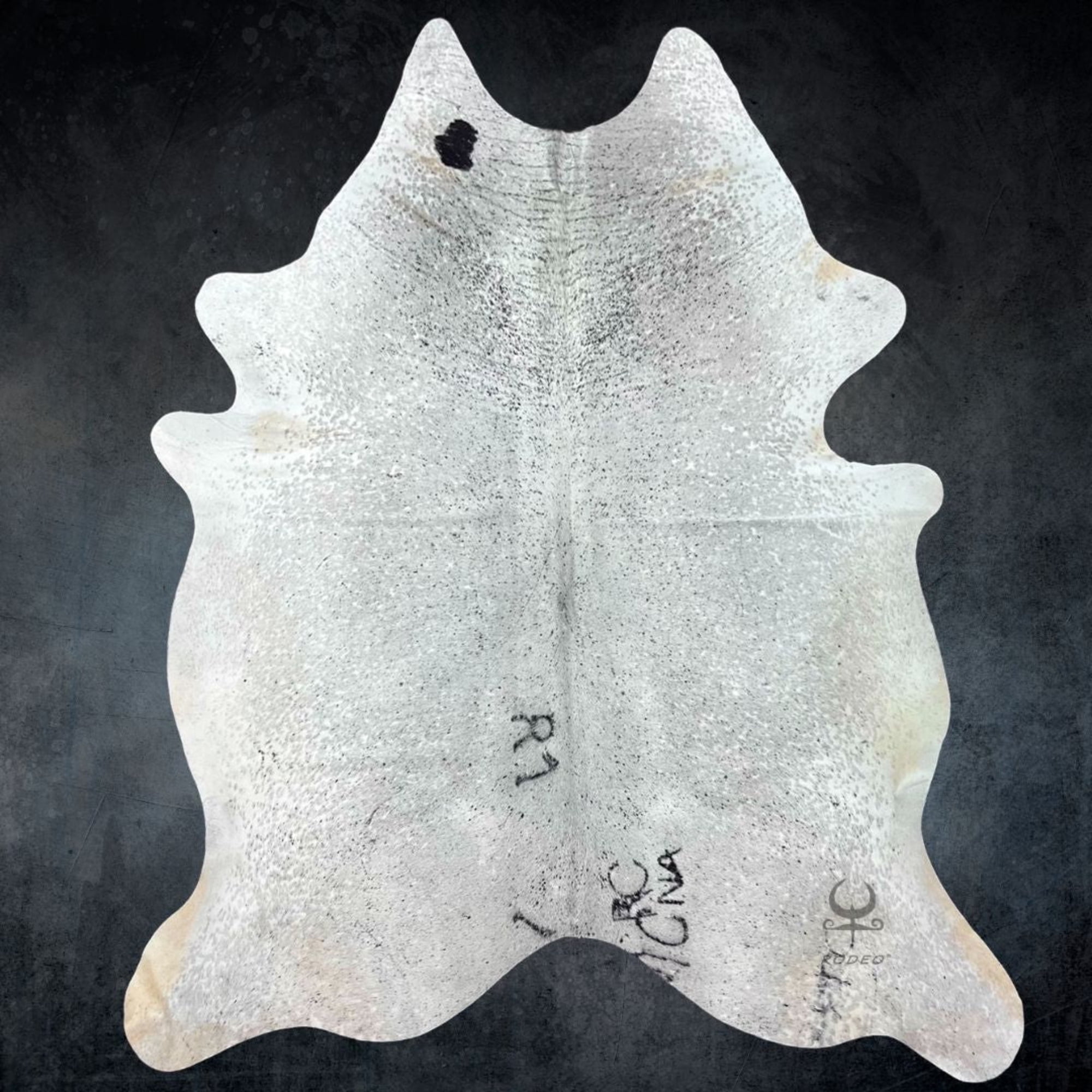 Rodeo Cowhide Rugs Extra Large Brazilian Cowhide Rug 6.1' x 7.7' - 4754 ...