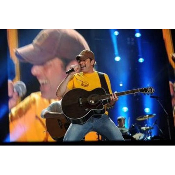 Rodney Atkins Singing On Stage Poster 11inx17in Mini Poster 11x17 poster