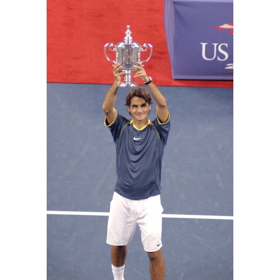 Roger Federer In Attendance For U.S. Open Tennis Championship Finals, Arthur Ashe Stadium, Flushing, Ny, September 11, 2005. Photo By Rob RichEverett Collection Celebrity (8 x 10)