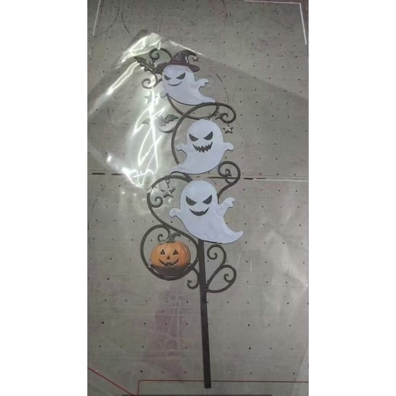 Roiihwy Solar Powered Halloween Ghost Garden Stake Lights, White Three Glowing Ghost Metal Yard Decor IP65 Waterproof Outdoor Pumpkin Star Ornament