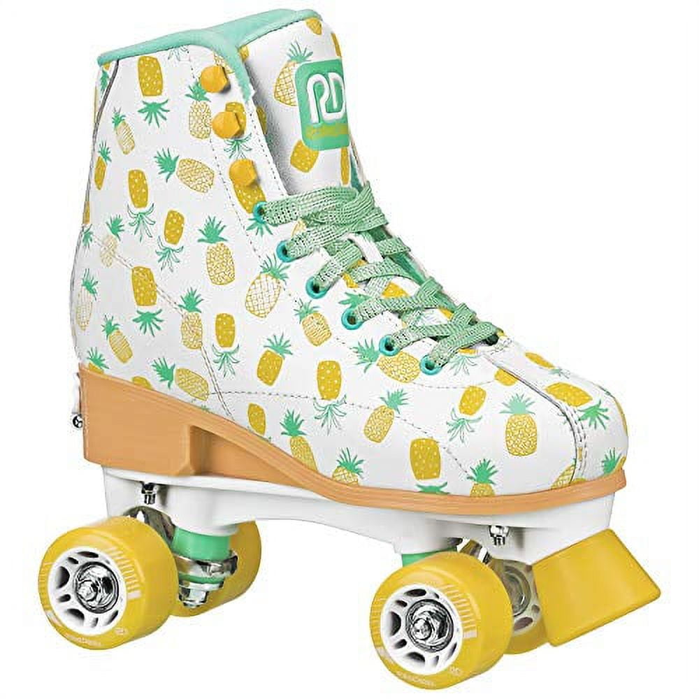 Roller Derby Candi Girl Lucy Adjustable Girls Roller Skates (Small 122
