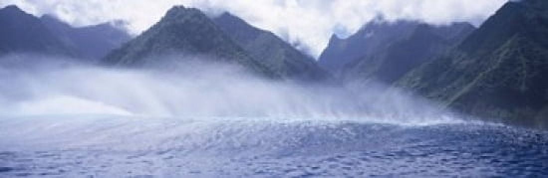 Rolling waves and mountains Tahiti French Polynesia Canvas Art - Panoramic Images (18 x 6)