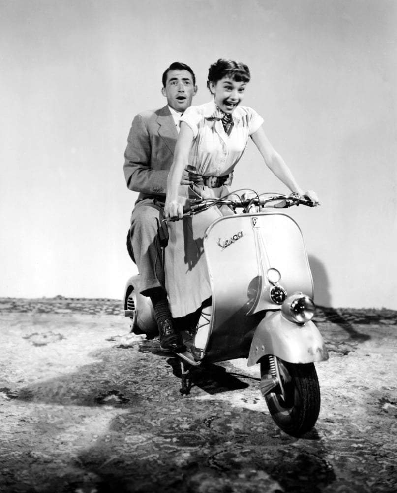 Roman Holiday Canvas Art - (16 x 20)