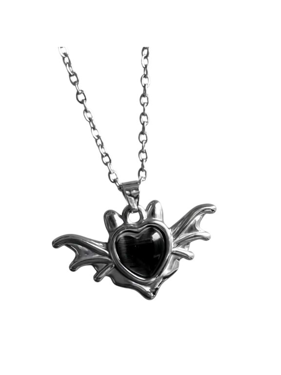 Romance Gothic Heart Pendant Necklace Featuring Trendy Gothic Neck Accessory For Special Occasions