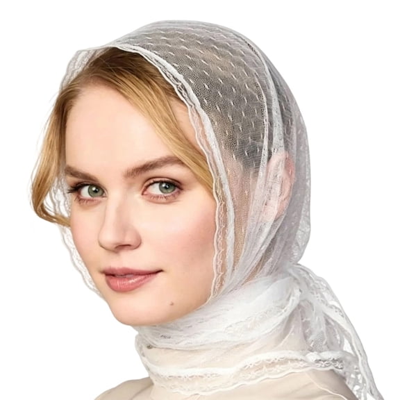 Romantics Polyester Bridal Veil With Intricate Lace Pattern Beautifully Crafts