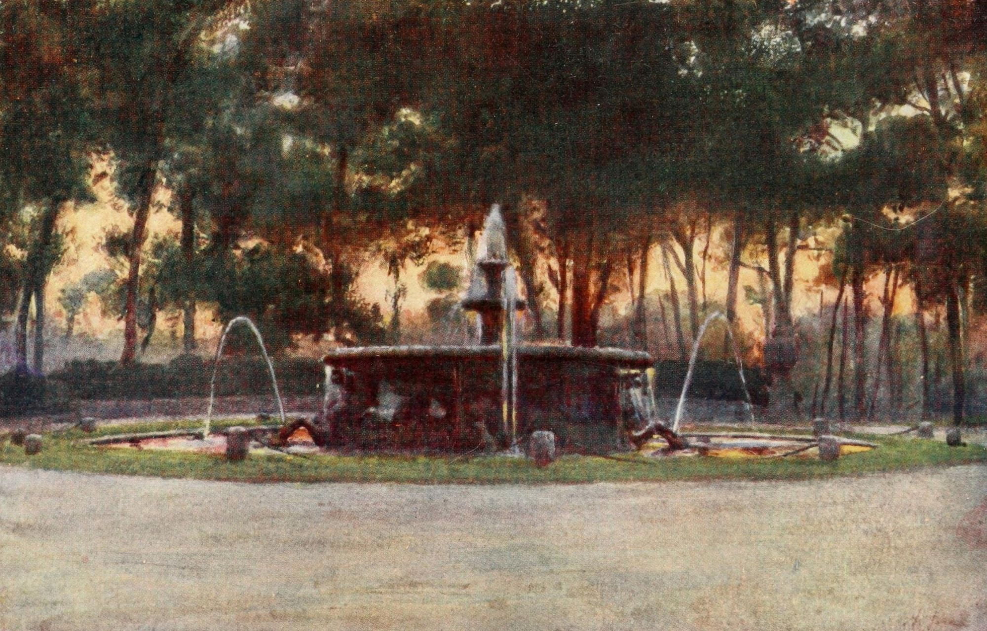 Rome 1905 Seahorse Fountain in the Villa Borghese Canvas Art - Alberto Pisa (24 x 36)