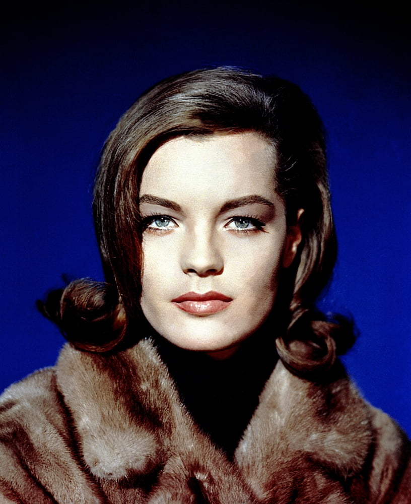 Romy Schneider Canvas Art - (16 x 20)