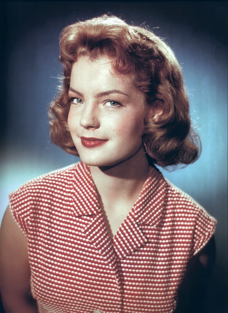 Romy Schneider Canvas Art - (16 x 20)