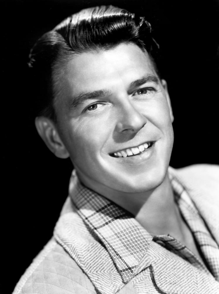 Ronald Reagan Canvas Art - (16 x 20)