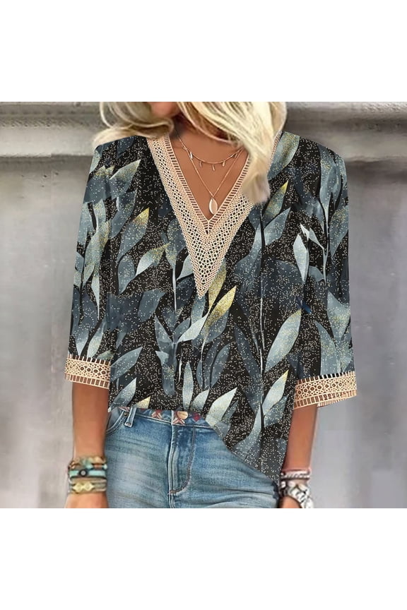 Boho Tropical Print Blouse, Women‘s Flowy 3/4 Sleeve Top with V-Neck & Lace Detail, Comfortable Loose Fit Tee
