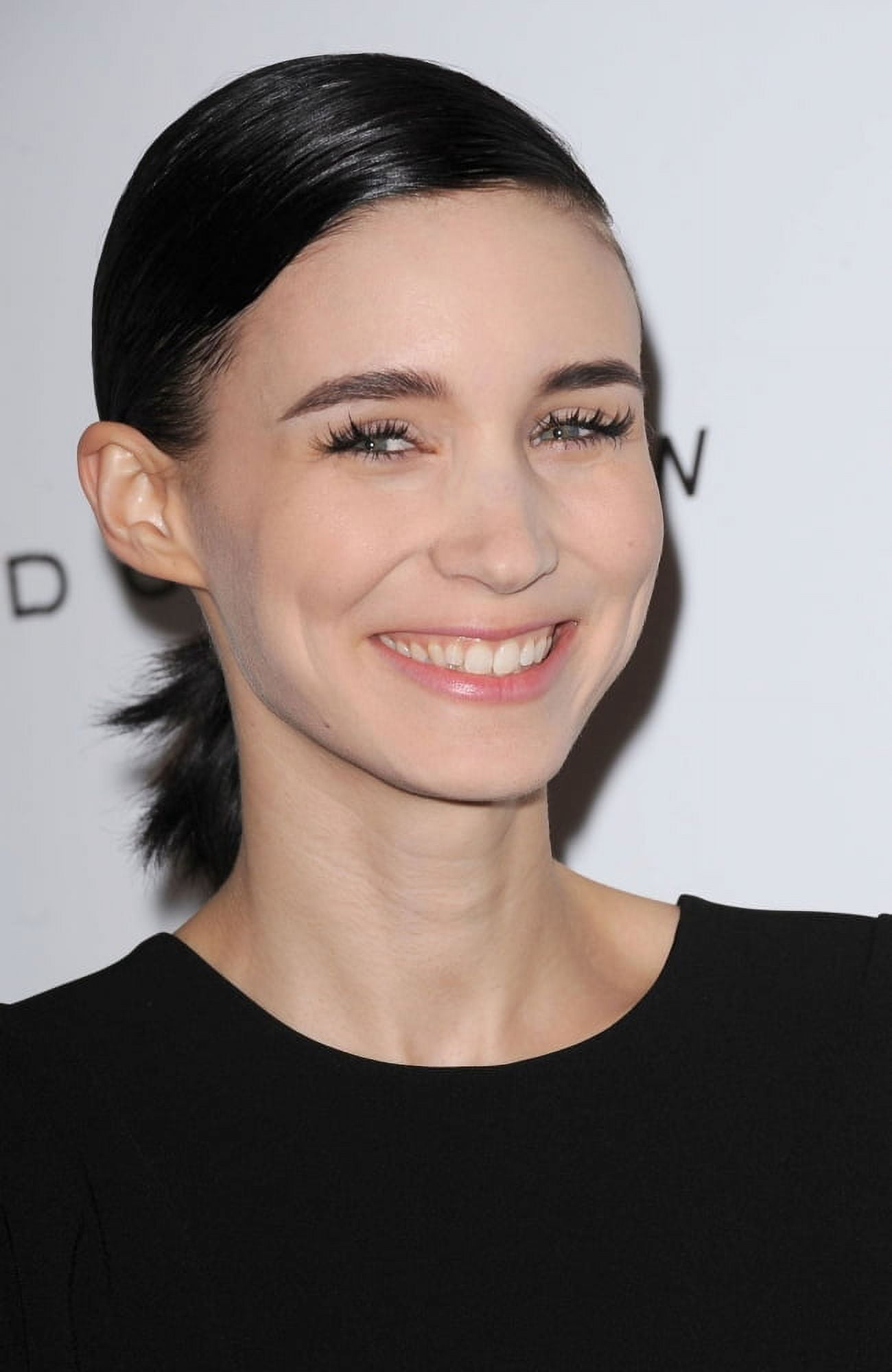 Rooney Mara At Arrivals For 2012 National Board Of Review Awards Gala Canvas Art -  (16 x 20)