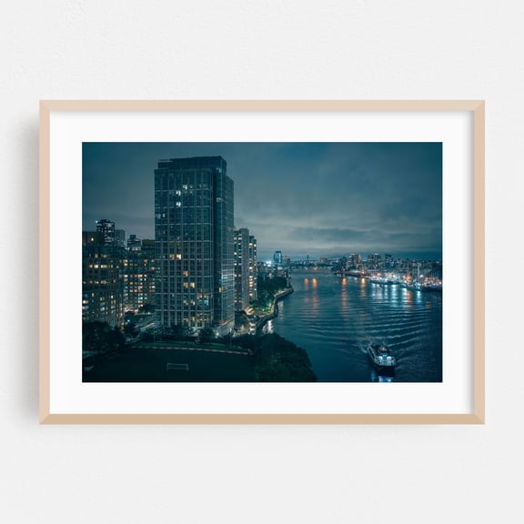 Roosevelt Island and the East River - Manhattan New York Photography Cityscape Nightlife Bridge Skyline Water Architecture Boat Oak Framed Wall Art Print 5 x 7 inches
