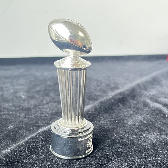 Rose Bowl Championship Metal Trophy Replica, 10cm Mini College Football Championship Trophy Collectible for Fan Cave Decor