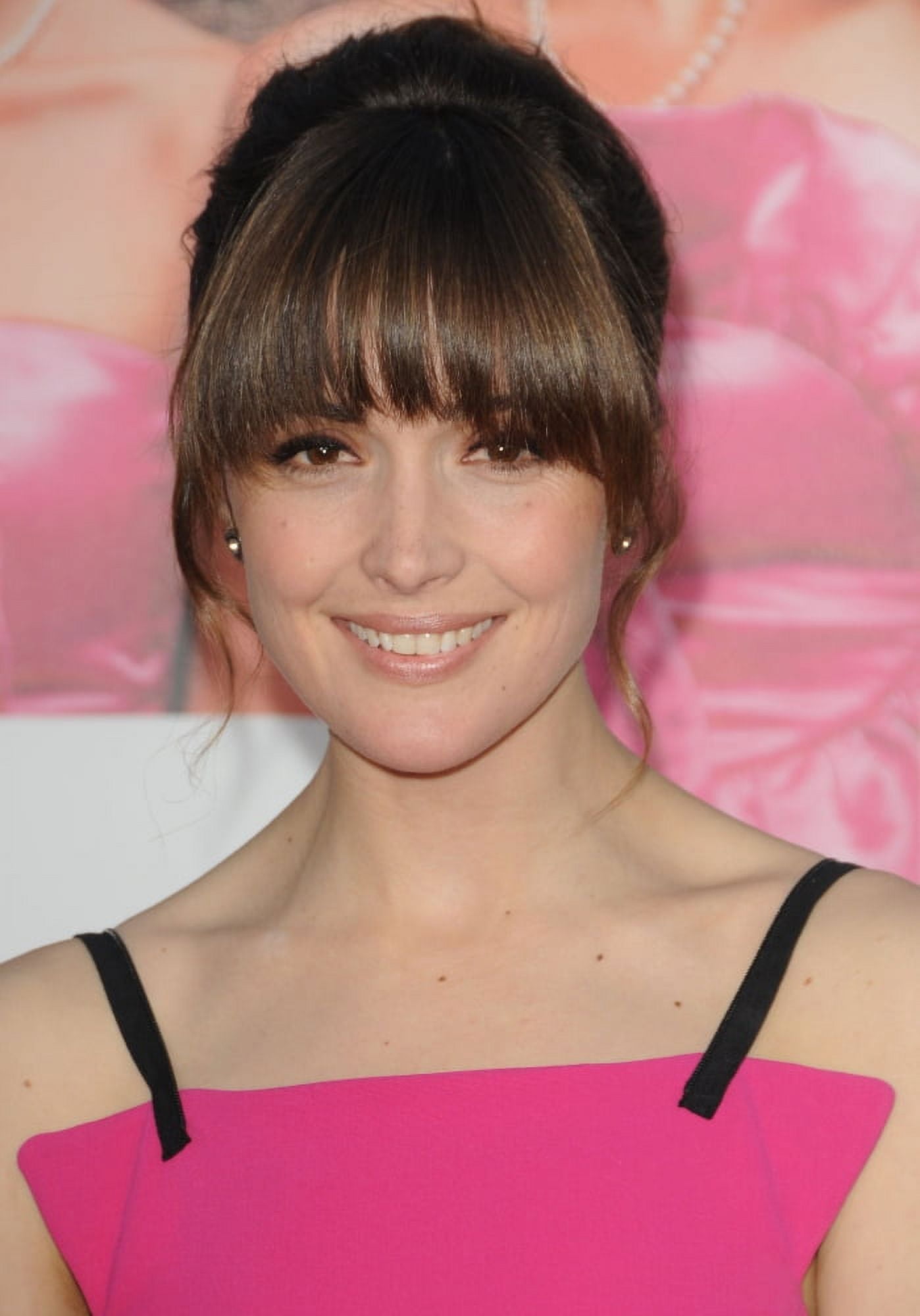 Rose Byrne At Arrivals For Bridesmaids Premiere Canvas Art - (16 x 20)