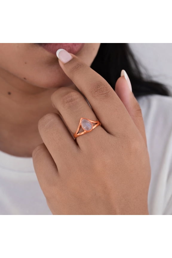 Rose Quartz Teardrop Ring – Solid Pure Copper Minimalist Statement Ring – Dainty Boho Jewelry
