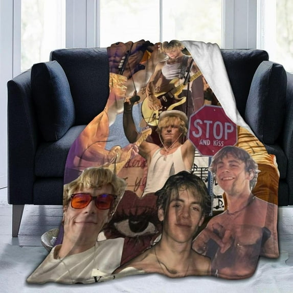 Ross Lynch Blanket Bedding Fleece Blanket Soft Throw Blankets Lightweight Anti-Static Blanket - 3 Sizes