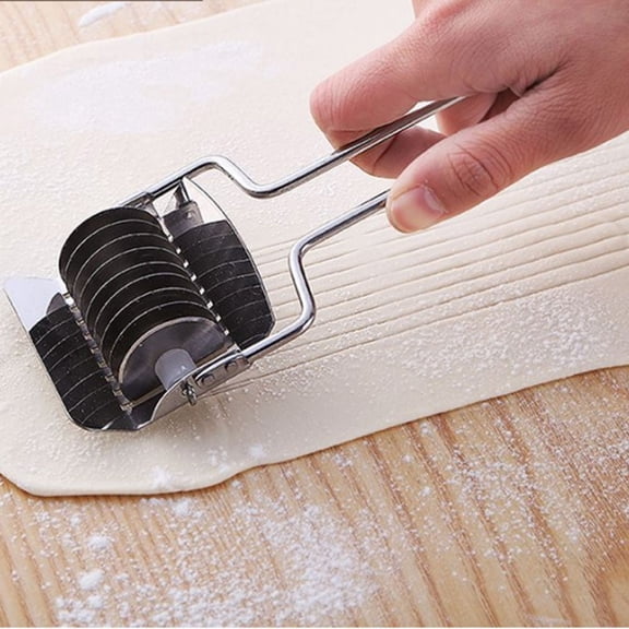 Rotary Stainless Steel Food Herb Roller Chopper Make Pasta Noodle Cutter Tool
