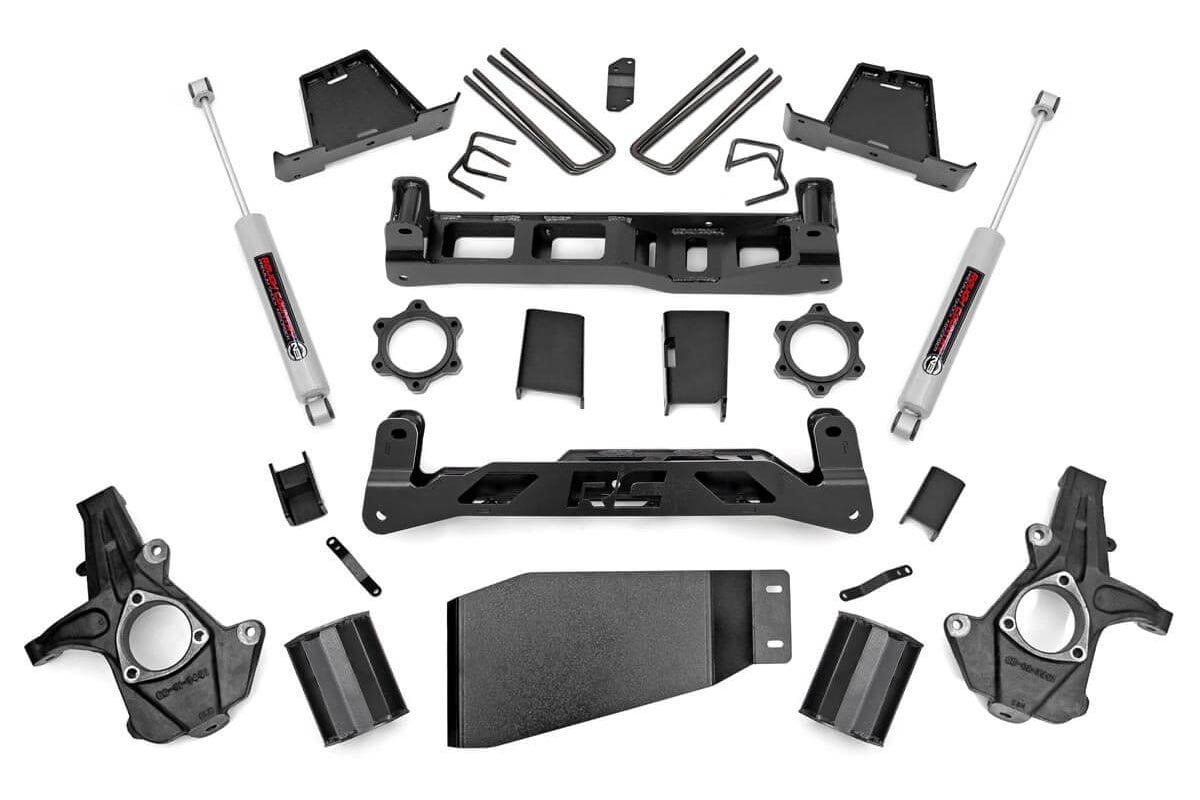Rough Country 7.5" Lift Kit (fits) 07-13 Chevy Silverado GMC Sierra 1500 4WD