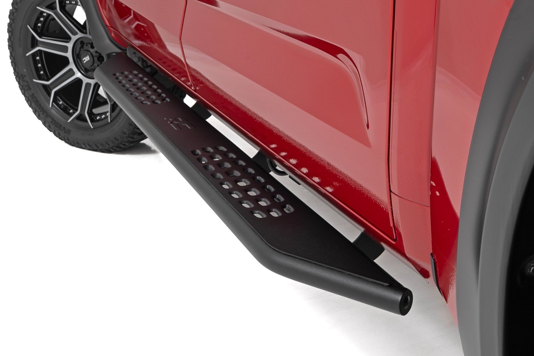 Rough Country OV2 Running Boards for 2022-2025 Toyota Tundra | Crew Cab ...