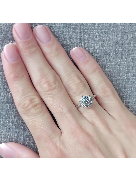 Round Cut Diamond Ring IGI Certified Lab Grown 1.90 Carat Platinum 950 E F VVS