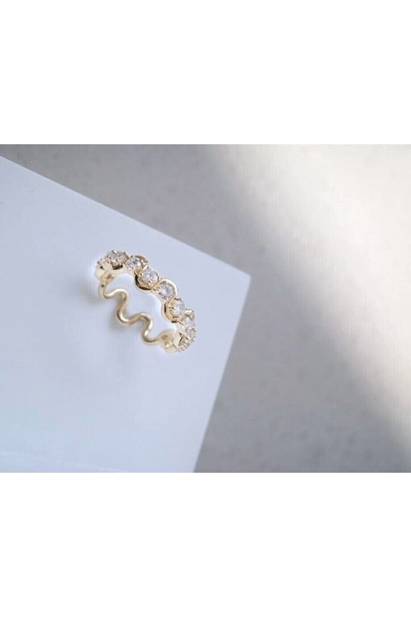 Round Cut Simulated Diamond Pretty Engagement Band Ring 14k Yellow Gold Plated