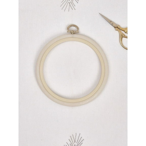 Round Flexi Hoop Nurge 230-2 White