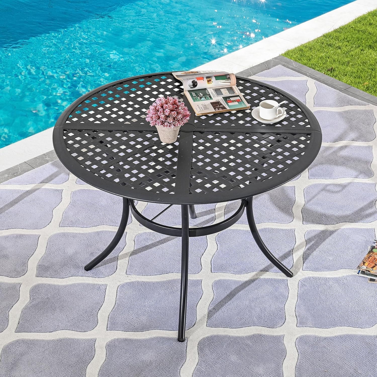 Round Outdoor Patio Table - Steel Frame Metal Dining Tables with ...