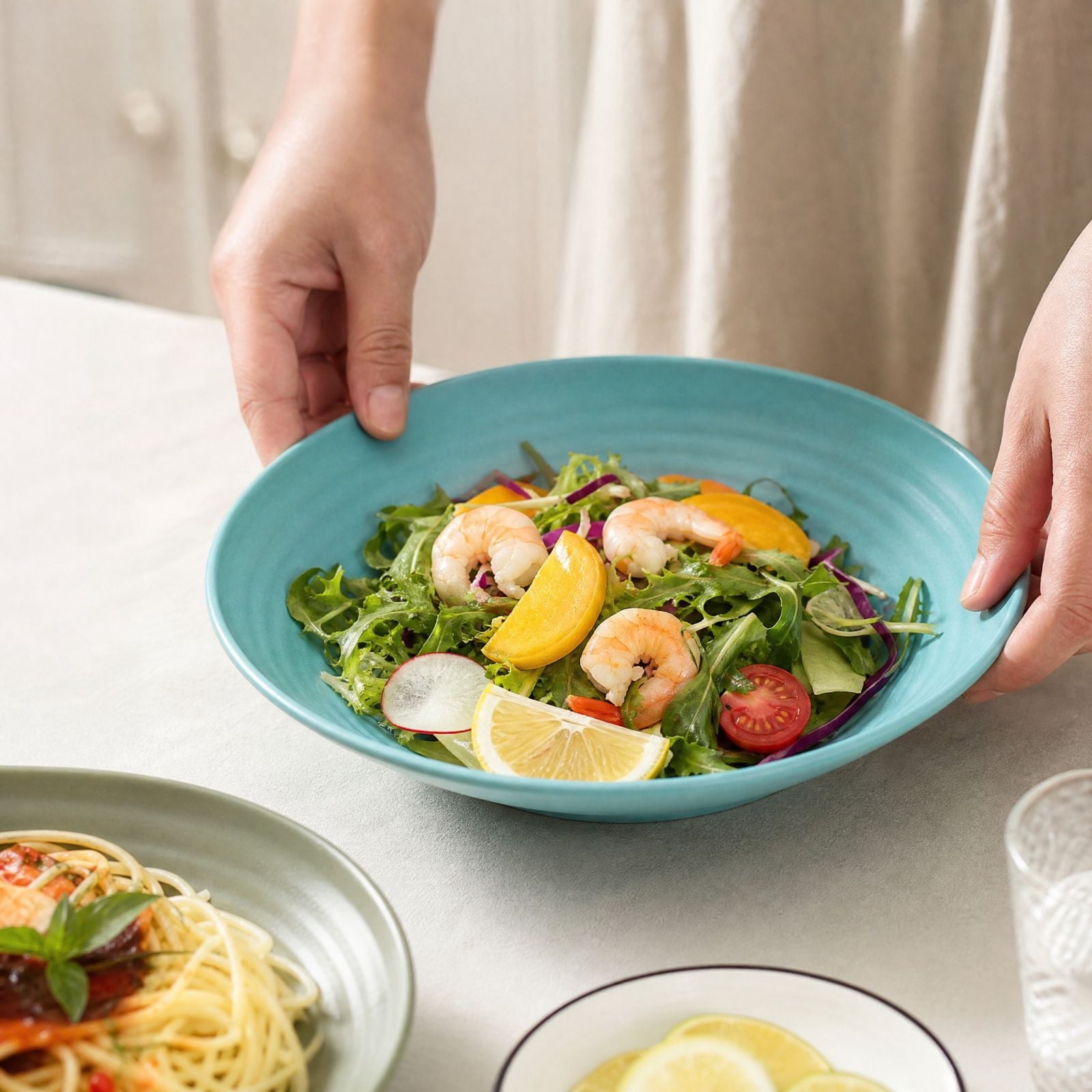 Round Plastic Dinner Plates Set Reusable Serving Trays for Vegetable ...