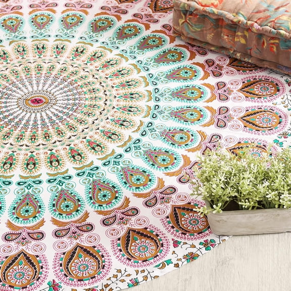 Round Tapestry Wall Hanging Ombre Hippie Mandala Bohemian Hippy Intricate Indian Tapestries Tablecloth 60 Inches