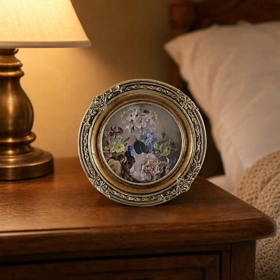 Round Vintage Photo Frame 14.5cm, Antique Gold Resin Ornate Picture Holder for Tabletop, Compact Circular Frame for Small Photos