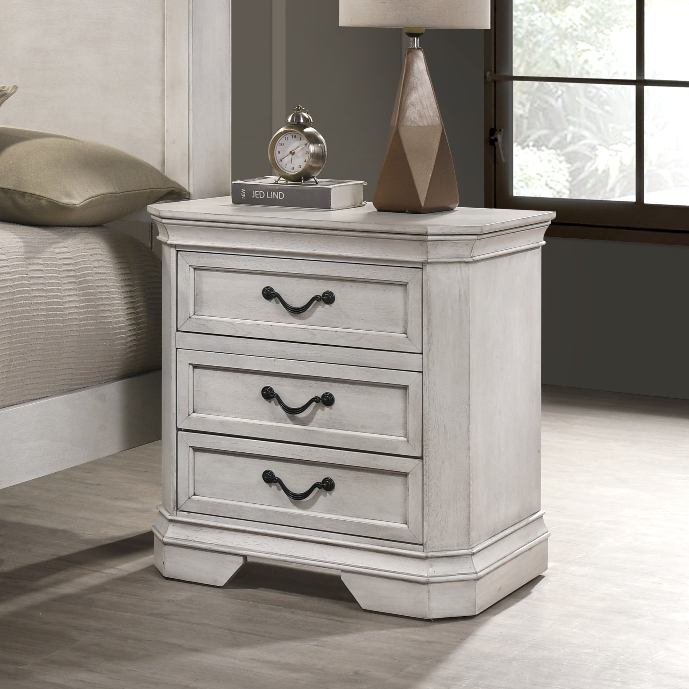 Roundhill Furniture Maderne Wood 3-Drawer Nightstand, Antique White Finish
