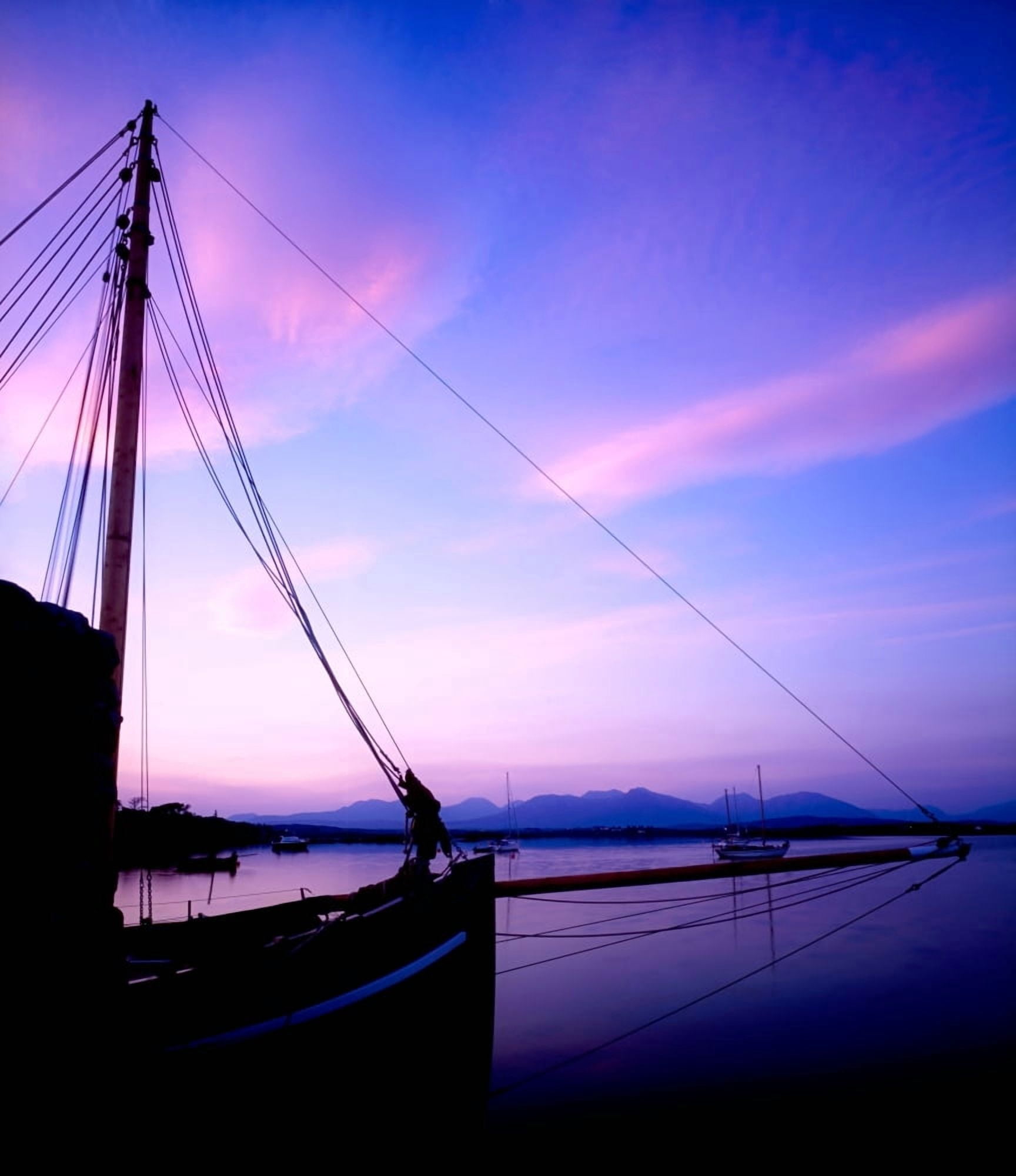Roundstone Twelve Bens In The Distance Co Galway Ireland Canvas Art - The Irish Image Collection Design Pics (28 x 32)