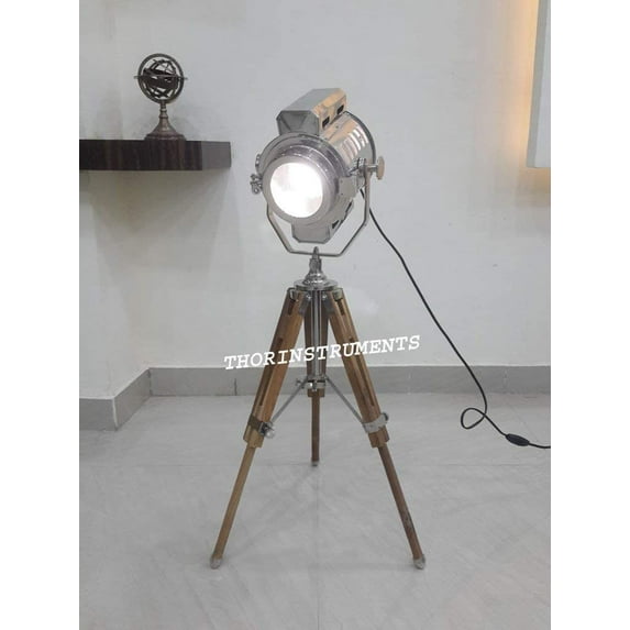 Royal Designer Nautical Collectible Spot light Tripod Studio Table Lamp