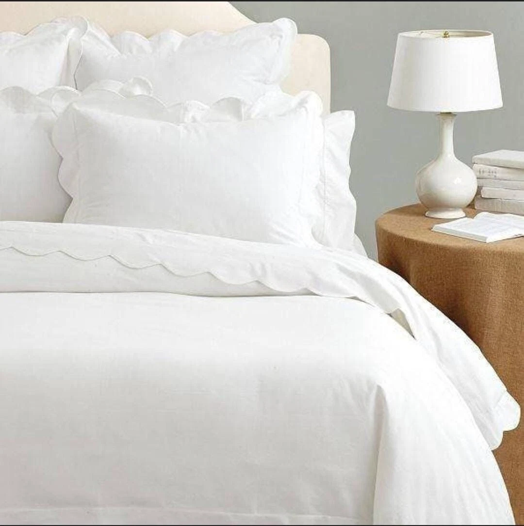 Tailored Duvet Royal & Luxury Scalloped Design 360TC Cotton Made White Duvet Cover Set, King 90"x108"
