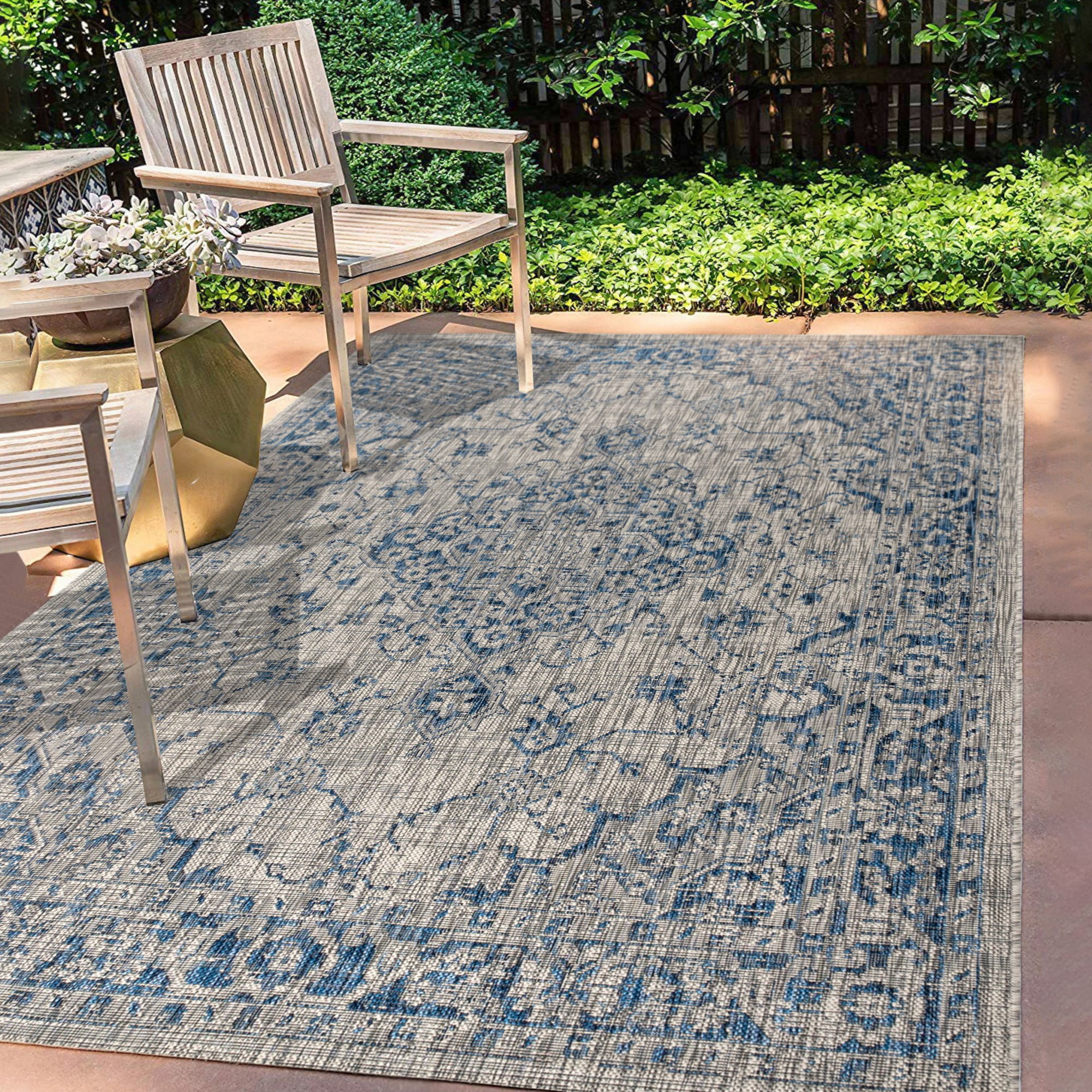Rozetta Boho Medallion Gray/Navy 8' x 10' Reversible Outdoor Rug