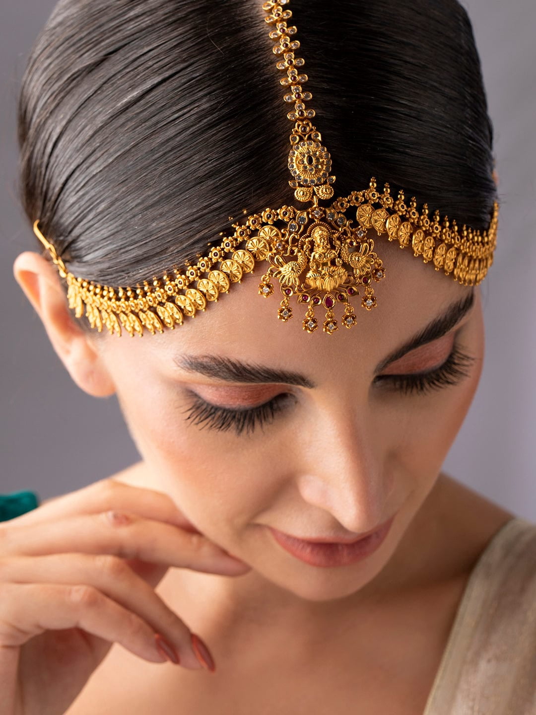Rubans Exquisite 24k Gold-Plated AD Studded Temple  display picture 1