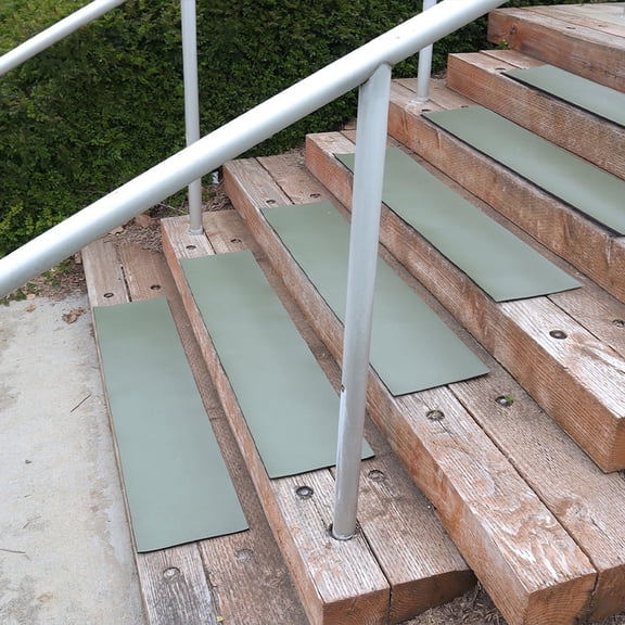 Rubber-Cal "TFS-126" Rubber Step Mats, Green, 10" x 48"
