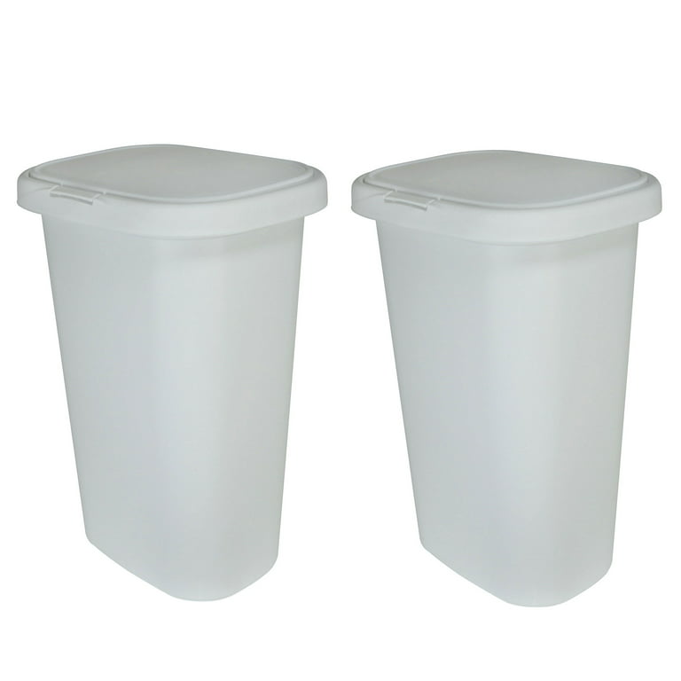 2 Rubbermaid Roughneck 13-Gallon Kitchen Trash Cans w/Snap-On Lids