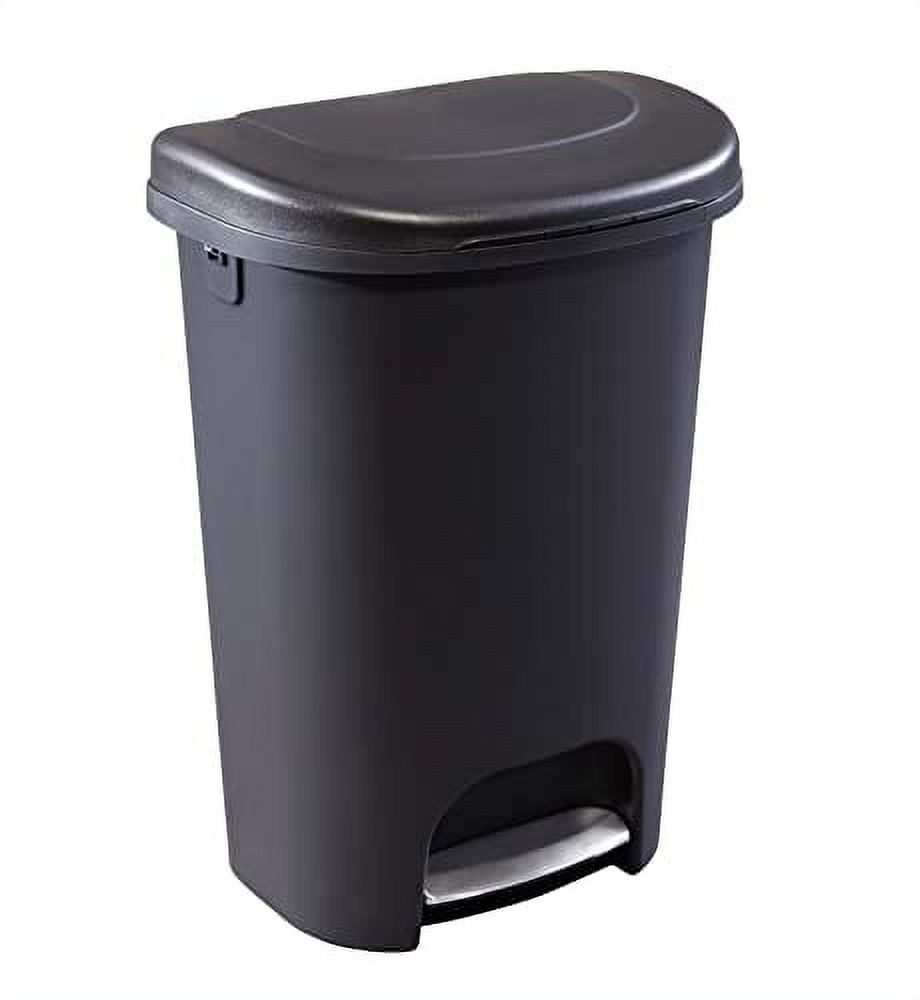 Rubbermaid Classic 13 Gal Step-On Trash Can with Lid and Stainless