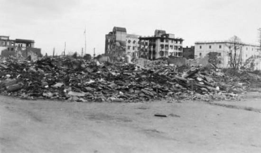 Rubble of buildings after an earthquake Yokohama Japan Canvas Art - (18 x 24)