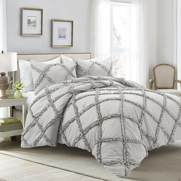 Ruffle Diamond Comforter Set Light Gray 3Pc Set Full/Queen