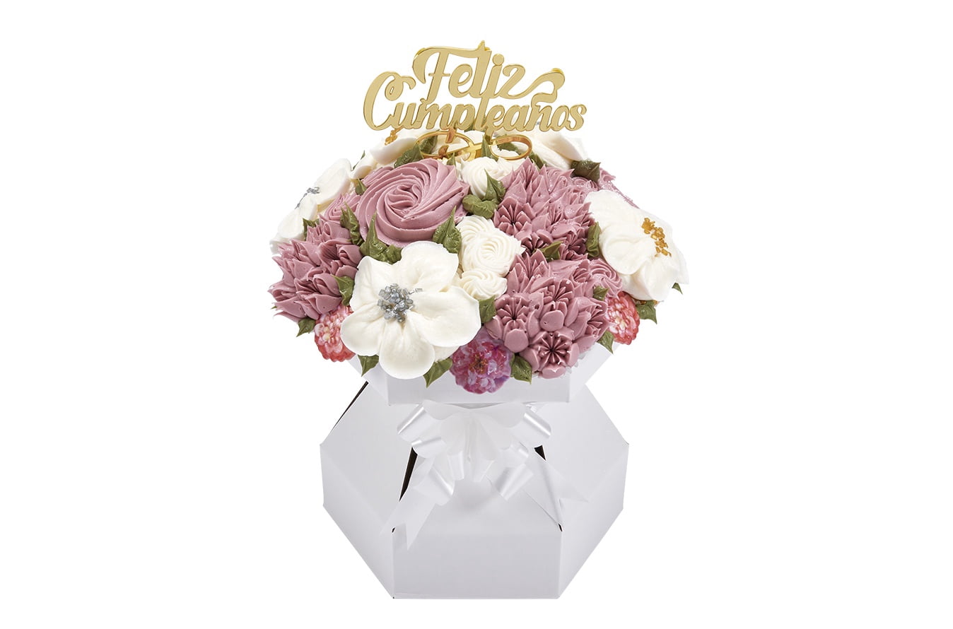 Ruffles & Roses CC Bouquet