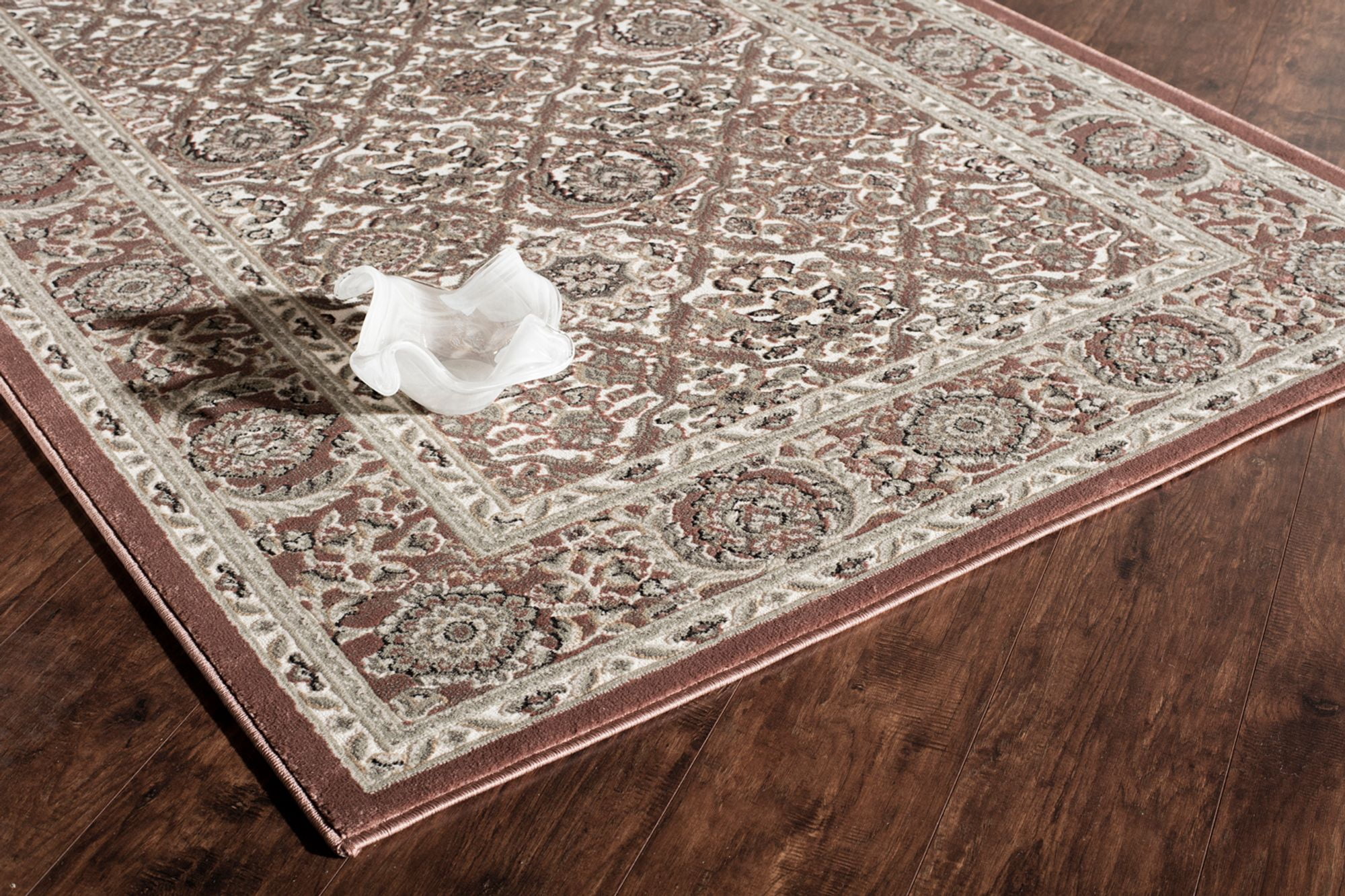 Rugs America Riviera 2'7" x 4'11" Rug in Rust