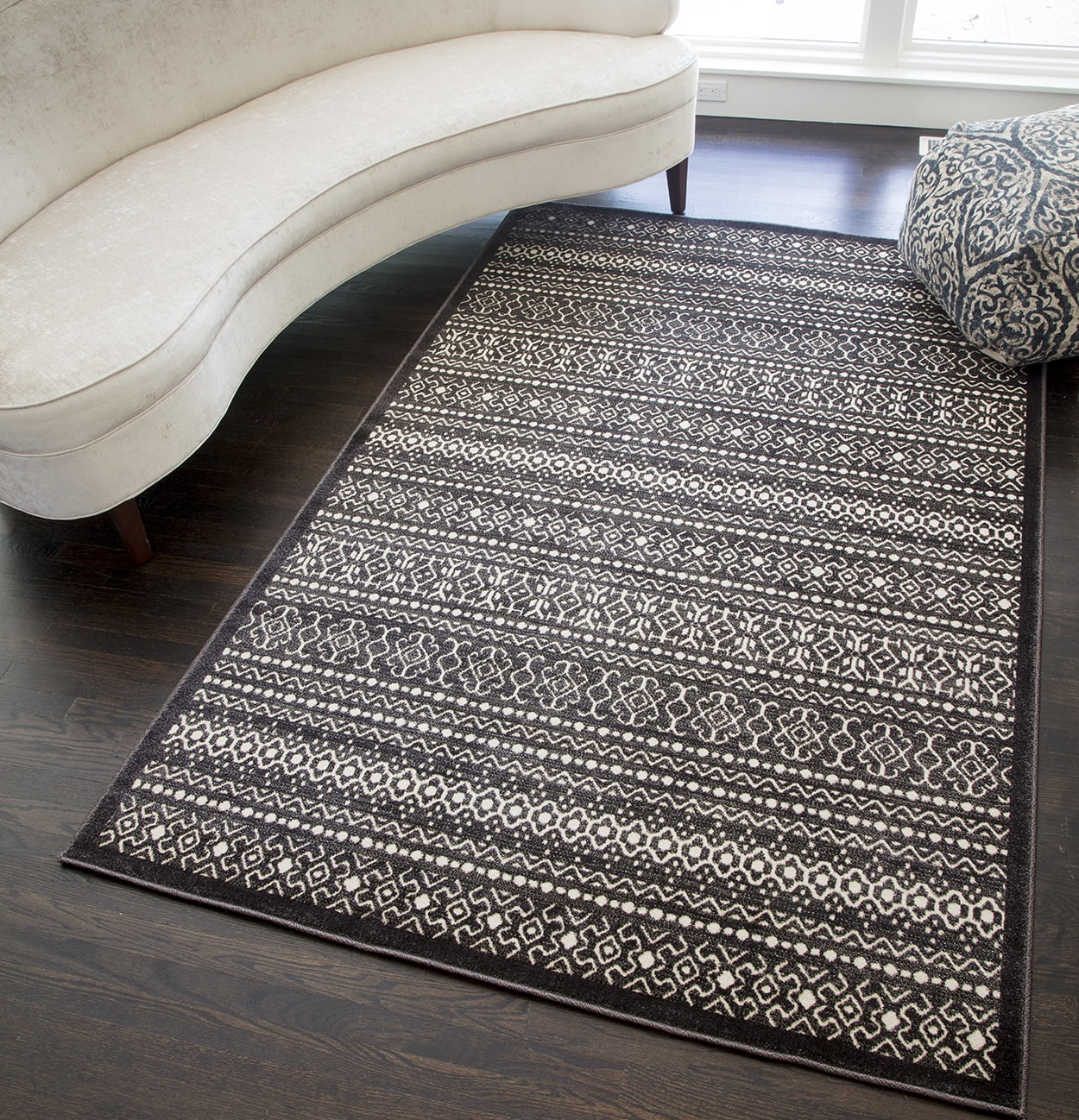 Rugs America Riviera Collection Charcoal RV300C Transitional Oriental Area Rug 5' x 8'